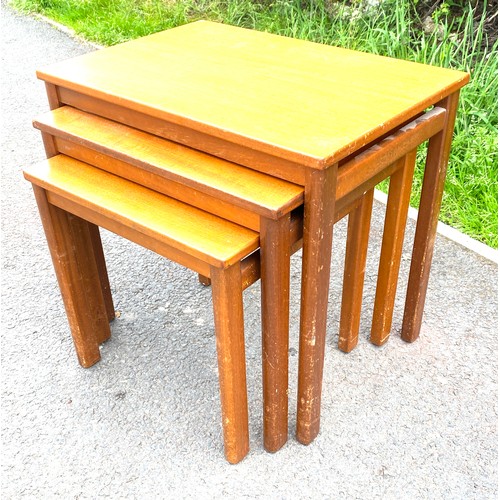 443 - Retro set teak nest of 3 tables, no markers mark