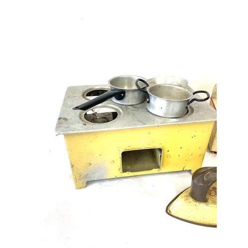 362 - Vintage metal kitchen set