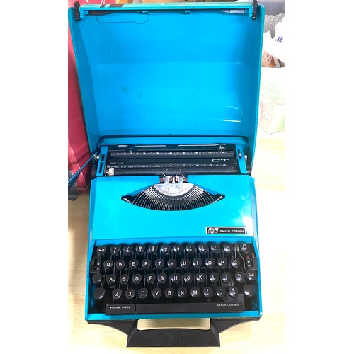 288 - Cased smiths corona typewriter