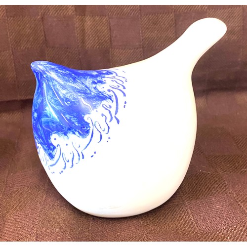 579 - Vintage signed Iranian handmade bird, approximate measurements: 4 inches