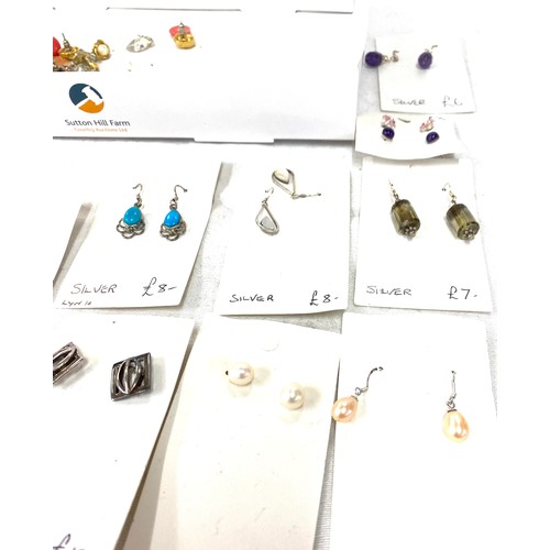 569 - Selection of assorted ladies earrings to include silver, stone set etc