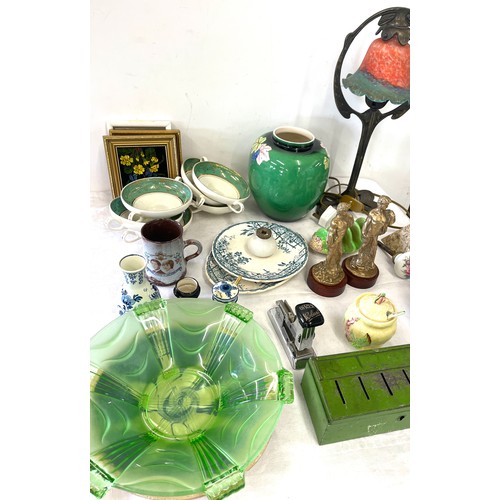 271 - Selection of miscellaneous collectables to include figures, blue and white, lamp etc