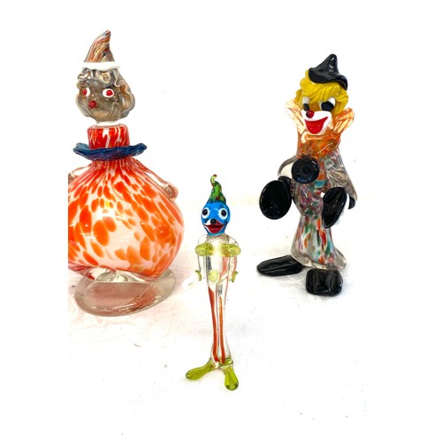 549 - Murano clown decanter and 2 clown ornaments, height of tallest 9 inches, good overall condition