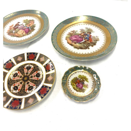 142 - 2 Limoges signed plates Fragonars, 2 small pin trays by Limoges, Small Royal Crown Derby Old Imari p... 