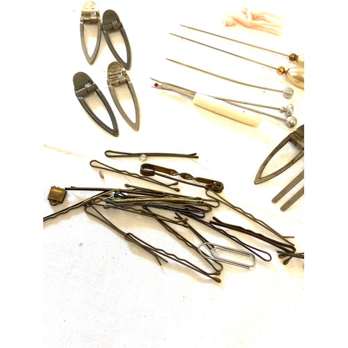 480 - Selection of vintage hair pins/ hat pins