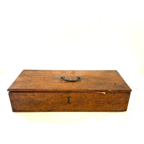 488 - Oak box to include bakelite hair slides etc