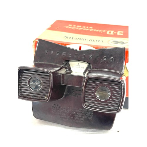 65 - Vintage bakelite viewmaster and slides