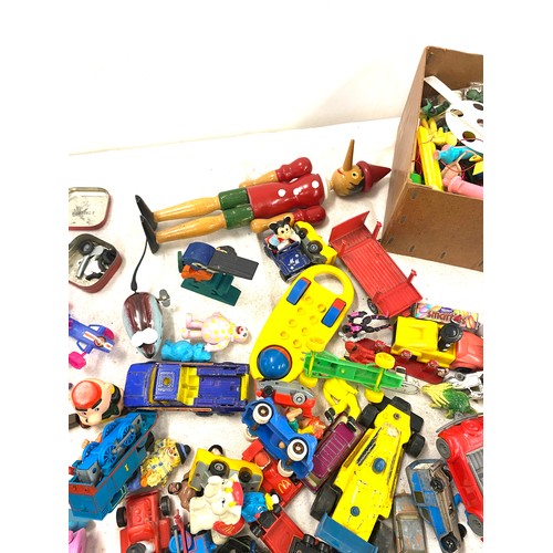 272 - Large selection of vintage and later toys to include Disney etc