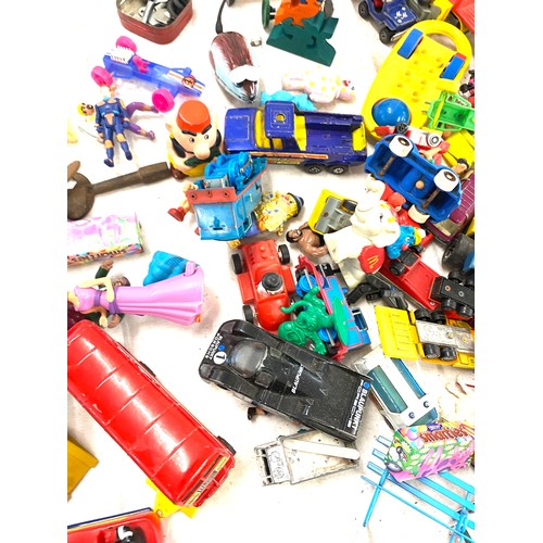 272 - Large selection of vintage and later toys to include Disney etc