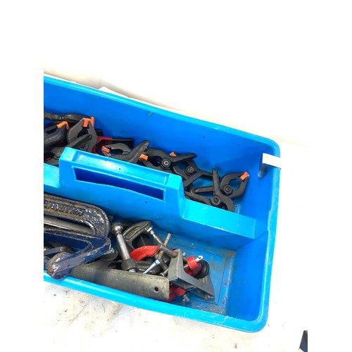 251 - Selection of G clamps, 2 Table vices