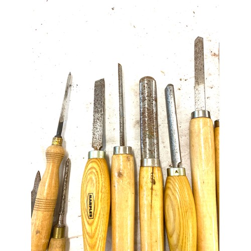 254 - Selection of wood chisels