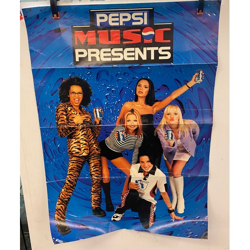 377 - Selection of vintage spice girls posters largest measures approx 35 inches tall 23 inches wide