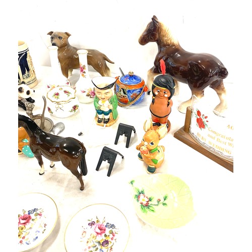 232 - Selection of miscellaneous to include  animal ornaments, jugs, stein, toby etc, some pieces a/f