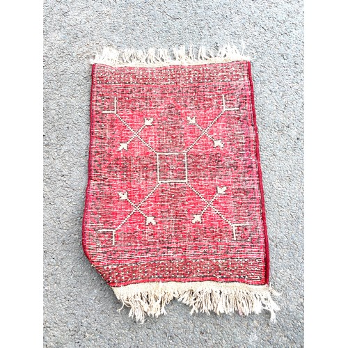 169 - Small prayer rug type measures approx 33 inches by 20 inches