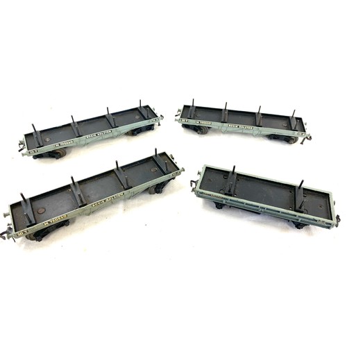 605 - Selection of 4 Hornby Dublo bogie bolster m720550