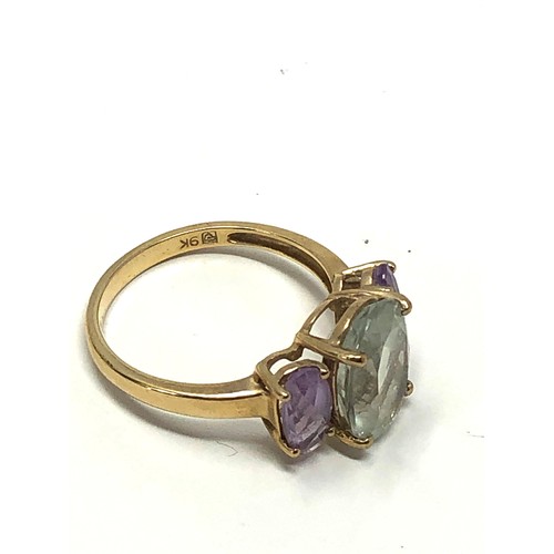 237 - 9ct gold light blue quartz & amethyst cocktail ring (2.9g)