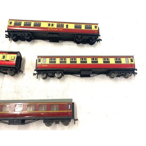 598 - Selection of Hornby carriages includes LMS 4183, Resturant Car W5962 and M4183