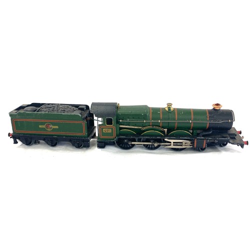 588 - Hornby Bristol Castle 7013 loco motive and tender and a GRAFAR GWR9410 loco motive