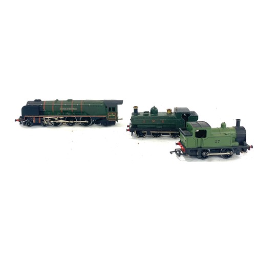 590 - Hornby Duchess of Montrose 46232 loco motive and Hornby GWR loco motive