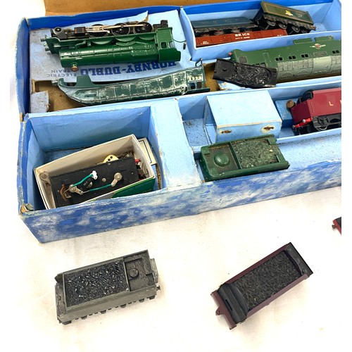 299 - Selection of assorted tenders and loco motive cases etc