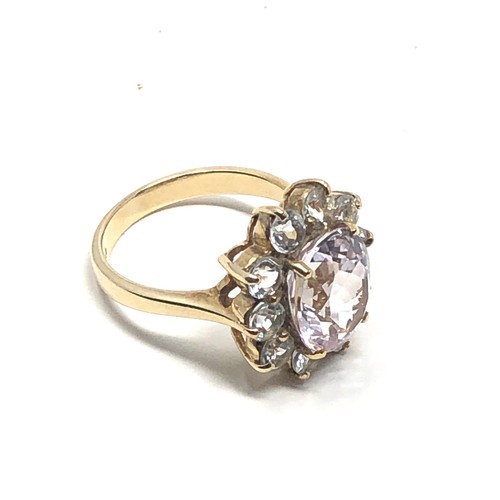 239 - 9ct gold kunzite & rock quartz ring (4.6g)