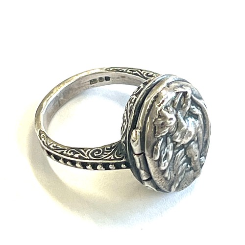 508 - Hallmarked vintage silver poison ring cherub decoration