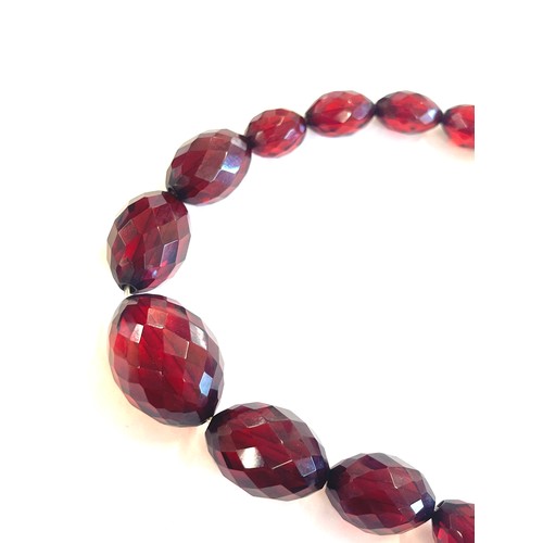 506 - Vintage faceted amber bead bakelite necklace weight approx 38grams length approx 38cm