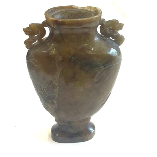 552 - Antique vintage small chinese jade urn/ bottle