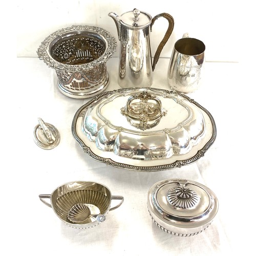 140 - Large selection of silver plated items includes walker and hall tureen, vintage ice bucket without g... 