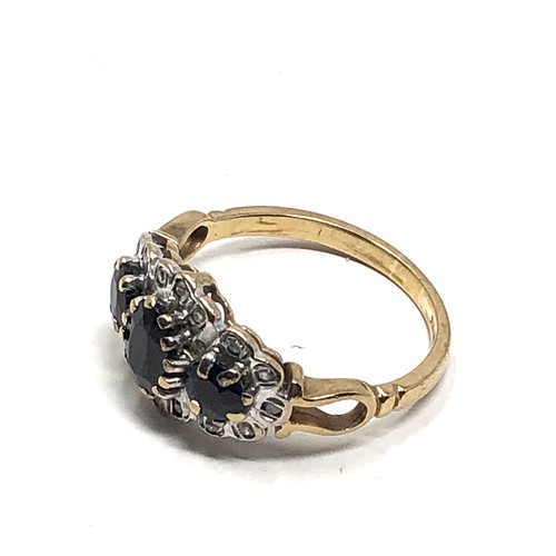 154 - 9ct gold sapphire & diamond ring (2g)