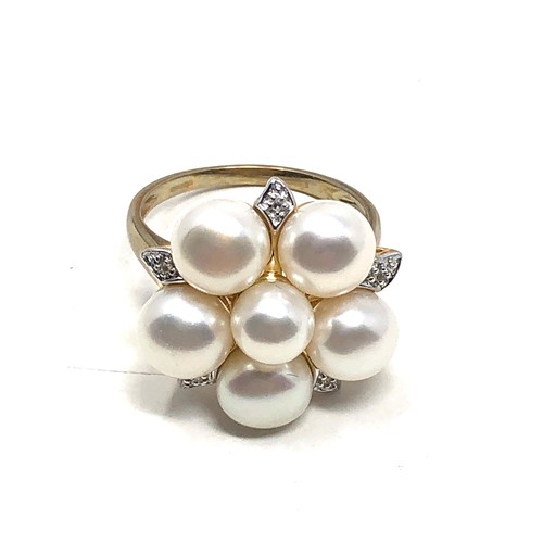 127 - 9ct gold pearl & diamond ring (5.5g)