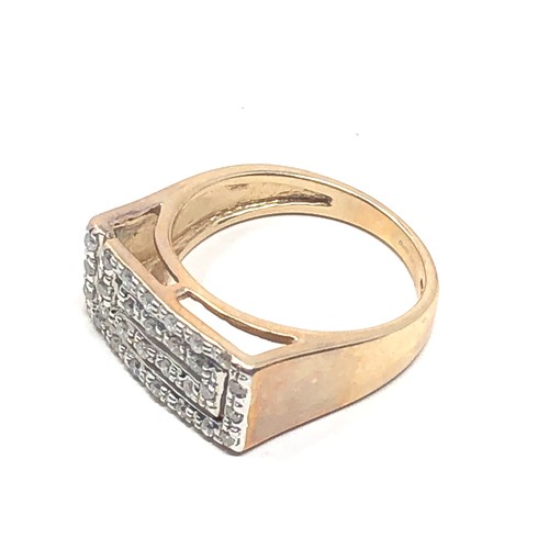 157 - 9ct gold diamond ring (4.9g)