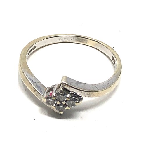 141 - 9ct white gold diamond ring (3.2g)