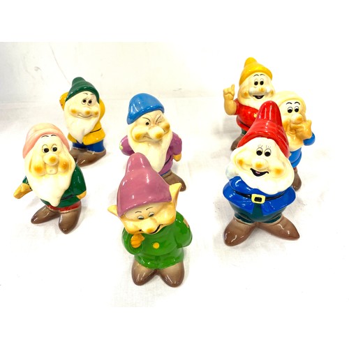 170 - Vintage Disney snow white and the 7 dwarfs pot figures, over all good condition height approximately... 