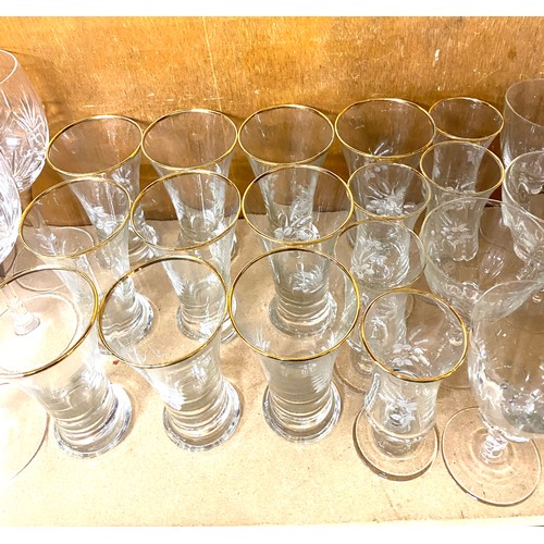 123 - Large selection of glassware