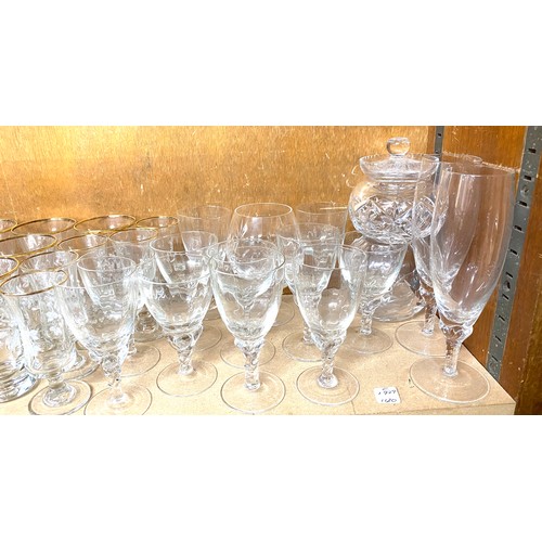 123 - Large selection of glassware