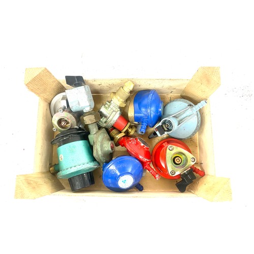 289 - Selection of assorted gas regulators