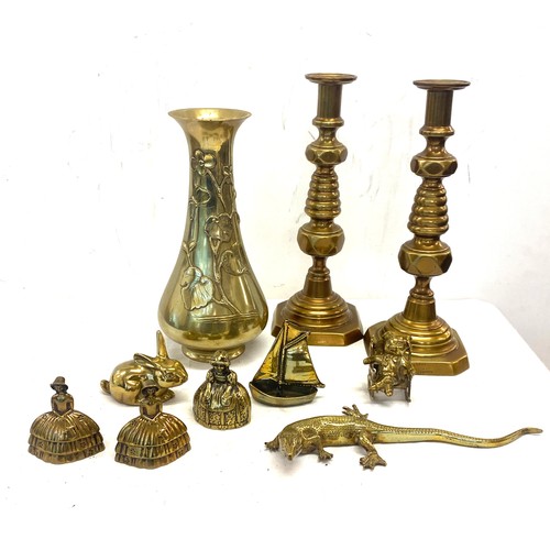 340 - Selection of assorted brassware and metalware to include Tankards, chargers etc