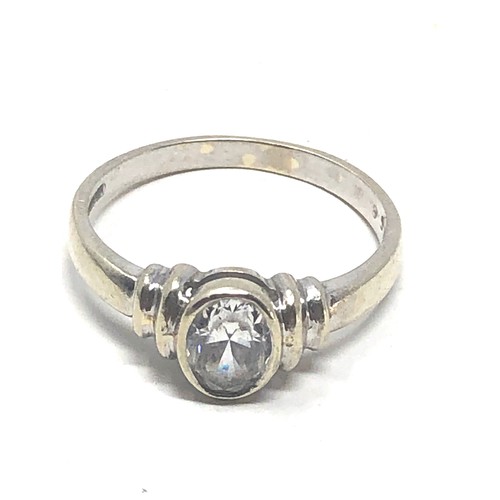 91 - 9ct white gold vintage clear stone ring (2.5g)