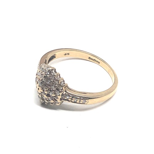 106 - 9ct gold diamond ring (2.7g)