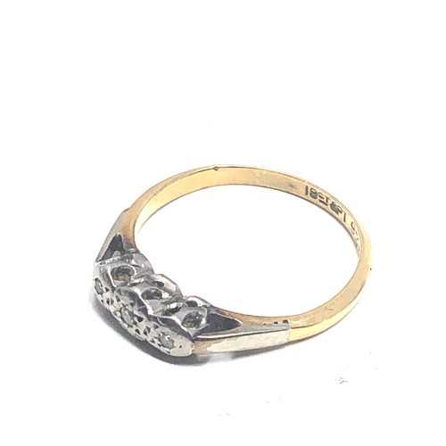 72 - 18ct gold & platinum diamond  ring (2g)