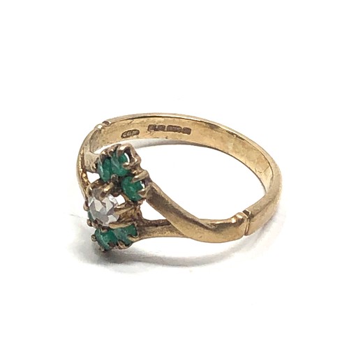 110 - 9ct gold emerald & diamond ring (1.3g)