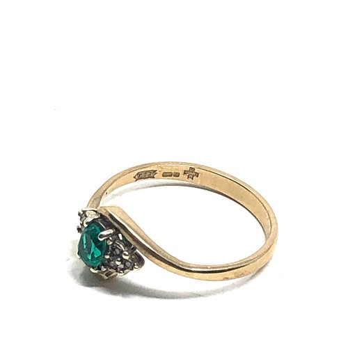 109 - 9ct gold stone set ring (2.4g)