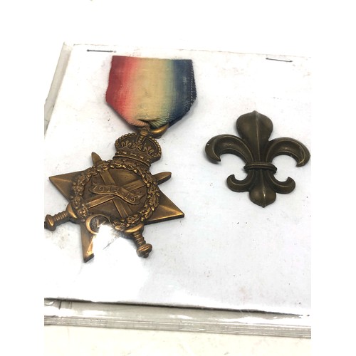 483 - ww1 casualty medal & cap badge to 2041 sjt e drinkwater manchester reg k.i.a 9/6/15