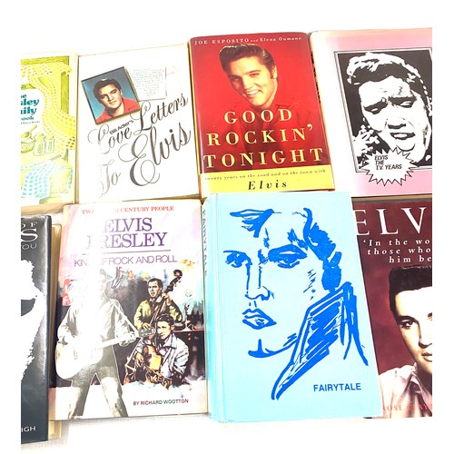 313 - Large selection of Elvis Presley books includes Elvis The TV Years, Elvis by Jerry Hopkins, The Best... 