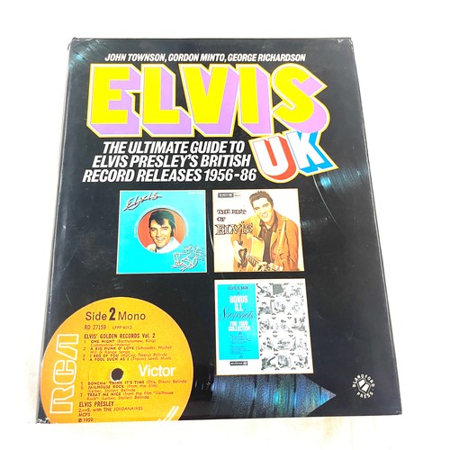 272 - Elvis UK The Ultimate guide to Elvis Presleys British record release 1956-96 by John Townson Gordon ... 