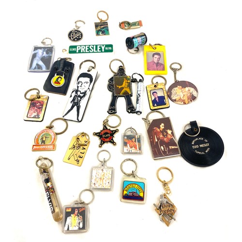 407 - Selection of assorted Elvis Presley collectors key rings