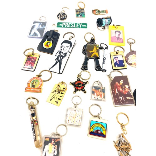 407 - Selection of assorted Elvis Presley collectors key rings