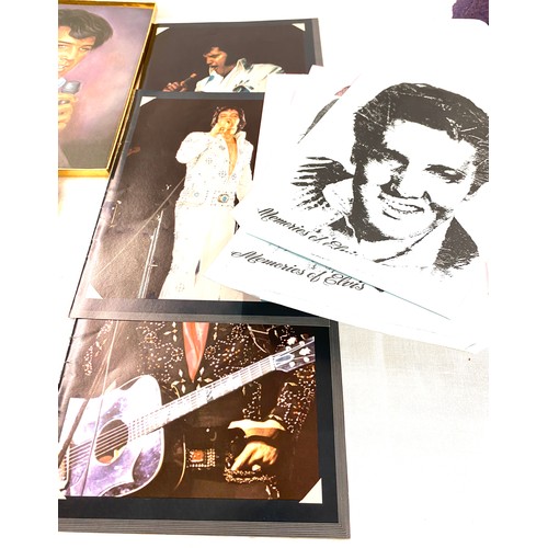 290 - 2 Cased Elvis Concert photo albums, not complete