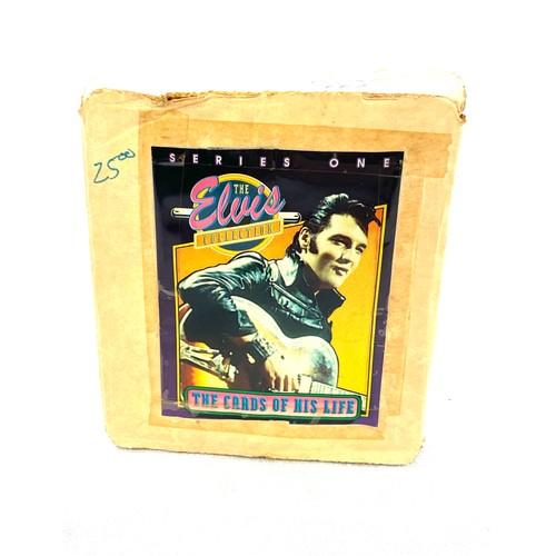 427 - Large selection of 1992 Elvis Presley collectors cards - The Cards of his Life approx 200 cards in t... 